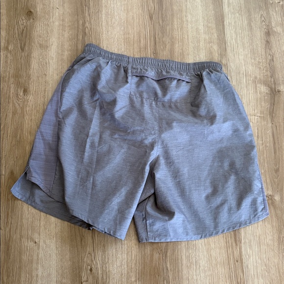 Preowned Nike running shorts- Size L - Picture 3 of 3
